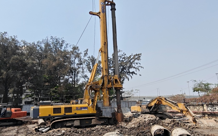以“稳”护航！FH至尊XR240I旋挖钻机助力南亚基建项目