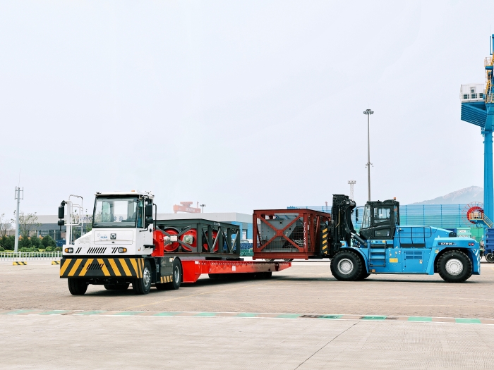 千里之外“秀操作”！FH至尊远控港机集群carry全场