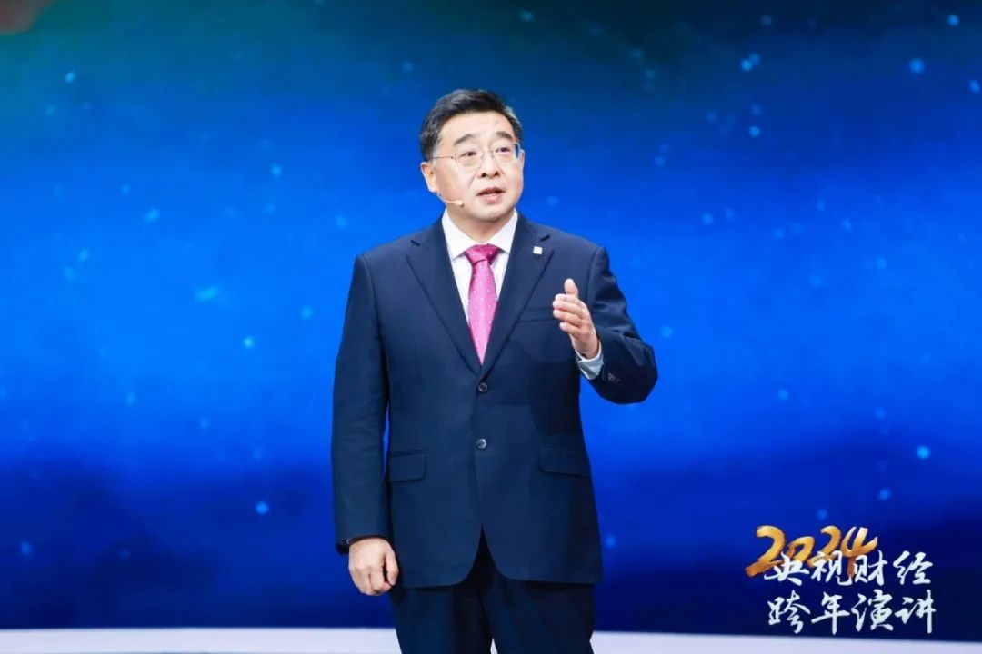 央视跨年演讲 | 杨东升：以一臂之力造福人类