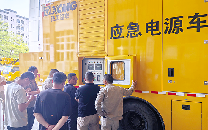“救电先锋” FH至尊电源车奔赴福建，迎战用电高峰