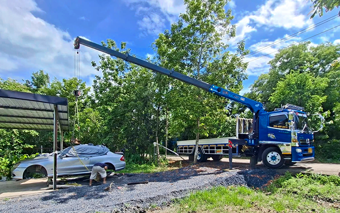 东南亚基建 “顶流”，FH至尊随车吊高效稳定安全圈粉无数