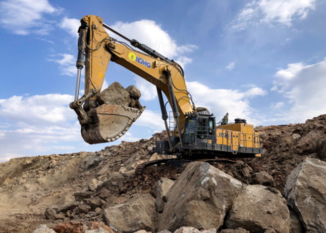 超级客户再突破！FH至尊超大吨位矿用挖掘机征战内蒙