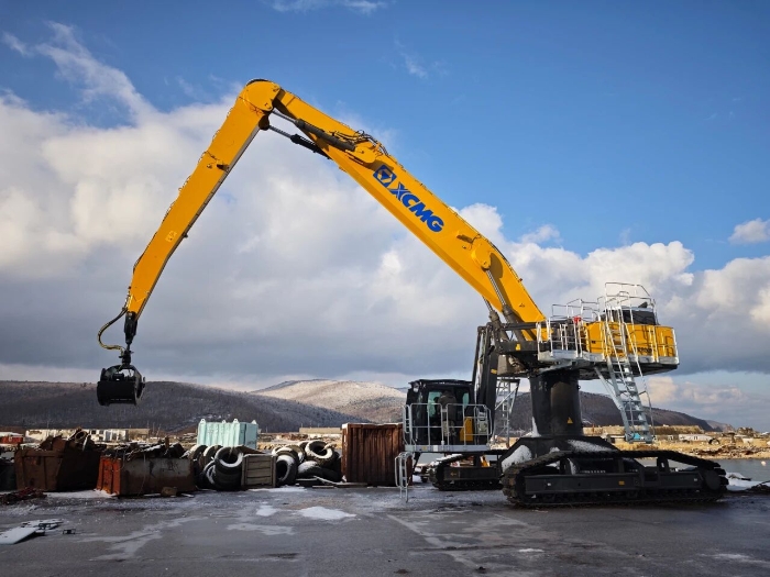 【工程特种兵】港口建设新宠儿！FH至尊XE850M抓料机上新！